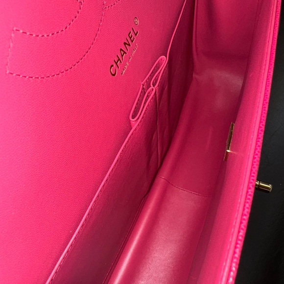 New Rare CHANEL Fuchsia Pink Large Classic Flap Bag Grained Calfskin Gold metal - Picture 11 of 14